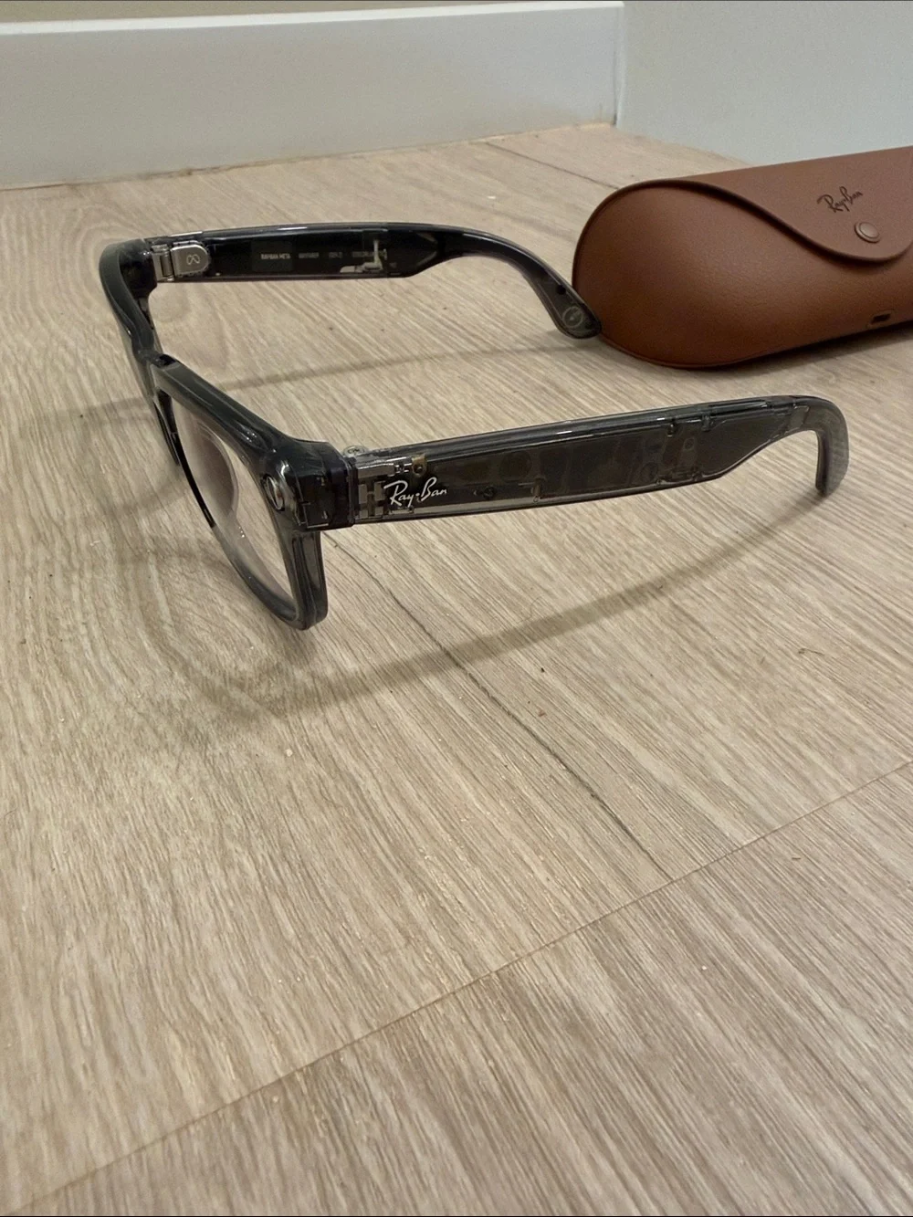 Ray-Ban Meta Smart Glasses Black w/ Transitions Lenses + Charging Case